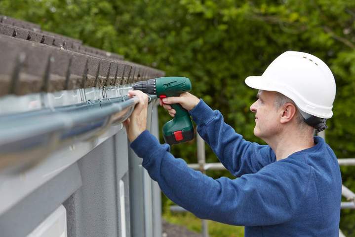 Installation de gouttières Auvergne-Rhône-Alpes